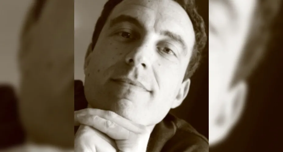 Head and shoulders photo of professor giuseppe cavaliere.