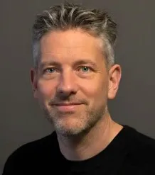 Head and shoulders photo of professor david dose.