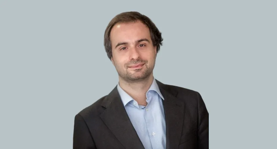 Head and shoulders photo of professor stefano tasselli.
