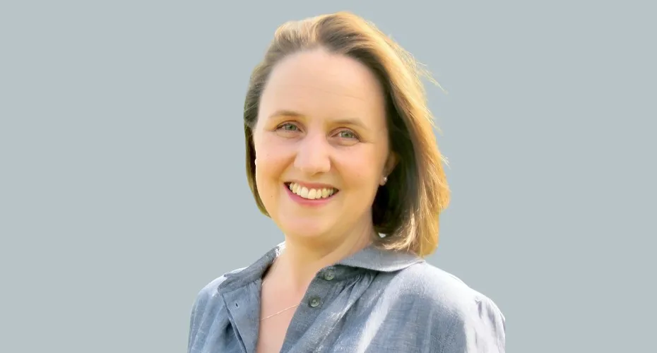 Head and shoulders photo of professor alison truelove.