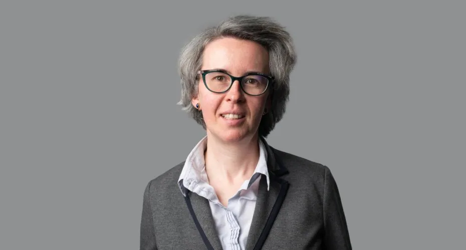 Head and shoulders photo of professor sonia oreffice.