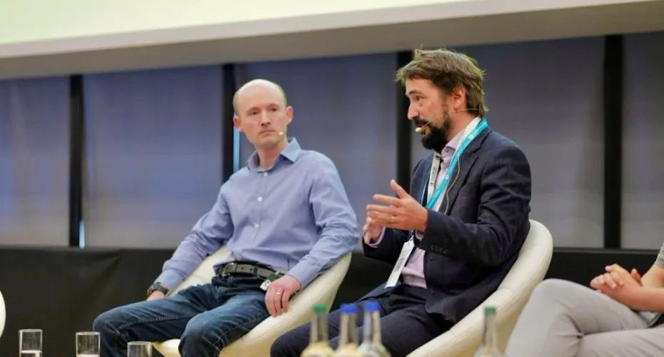 Simon sharpe and professor jean-francois mercure.